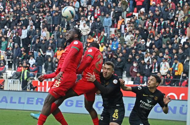 Amedspor, Yeni Malatyaspor’u 4-0 Yendi