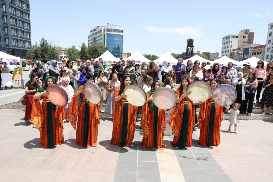 Amed Kadın Emek ve Kültür Sanat Buluşması Başladı