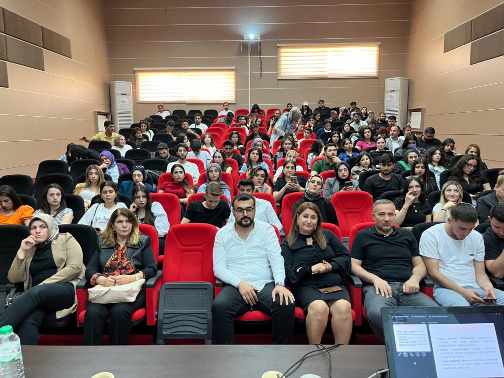 Dicle Üniversitesi’nde Saç Ekimi ve Antiaging Uygulamaları Semineri Düzenlendi