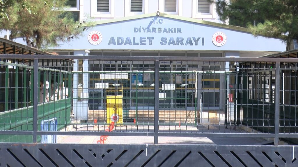 Başından Silahla Vurulan Elif Öldü, Şüpheli Tutuklandı