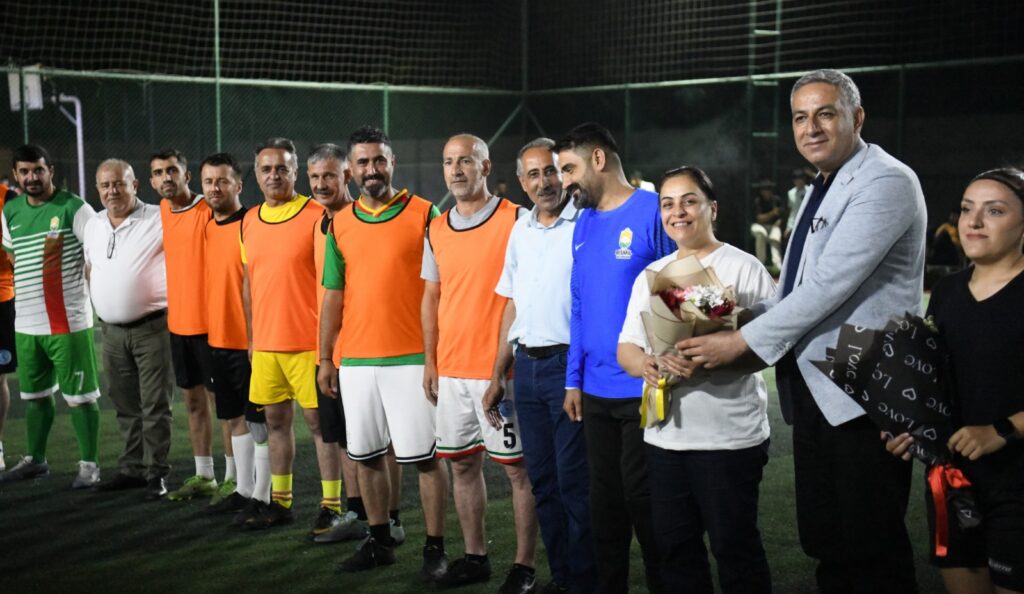 Bismil’de ‘Vedat Aydın Futbol Turnuvası’ Başladı